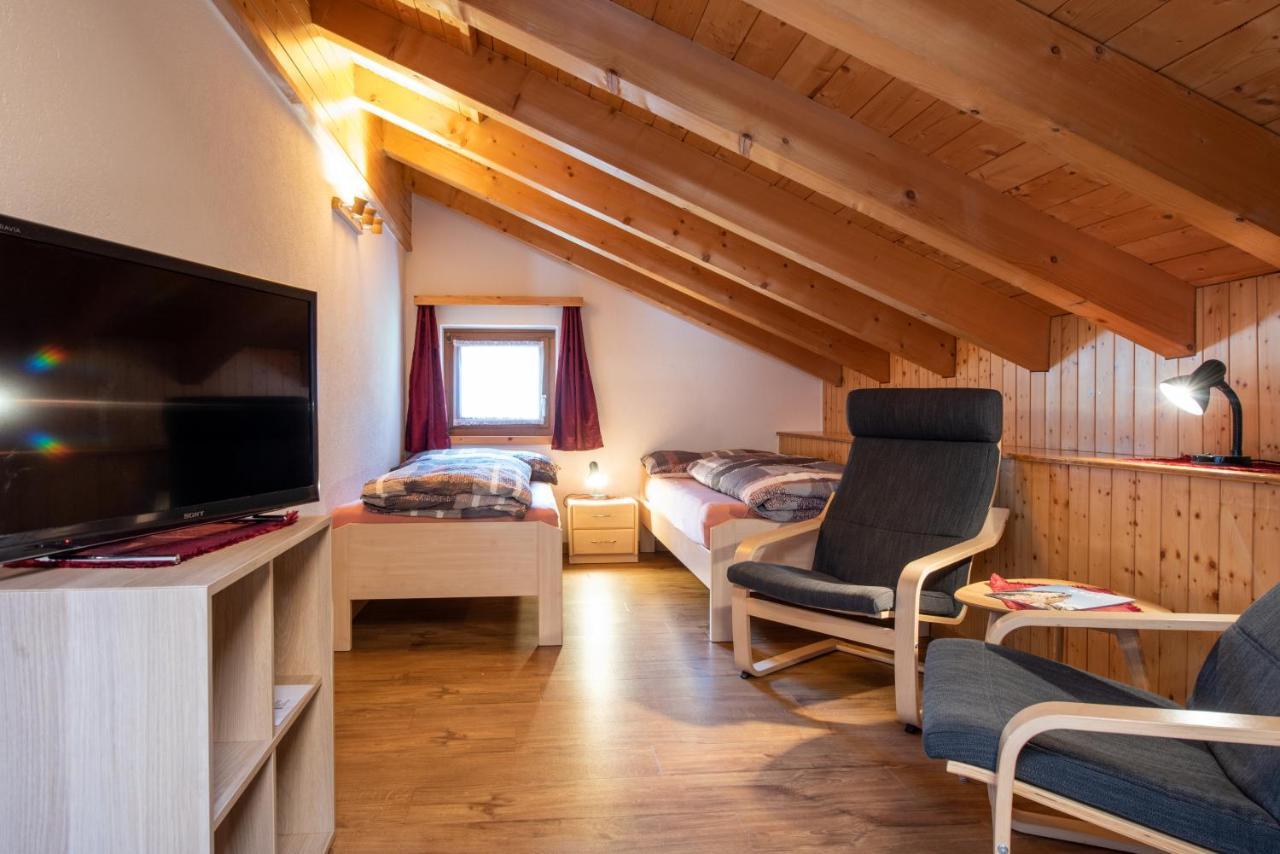 Haus Avalanche Saas-Fee Quarto foto