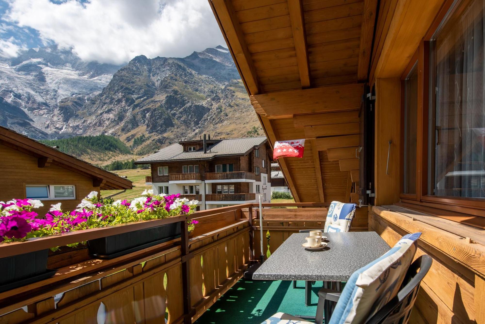 Haus Avalanche Saas-Fee Quarto foto