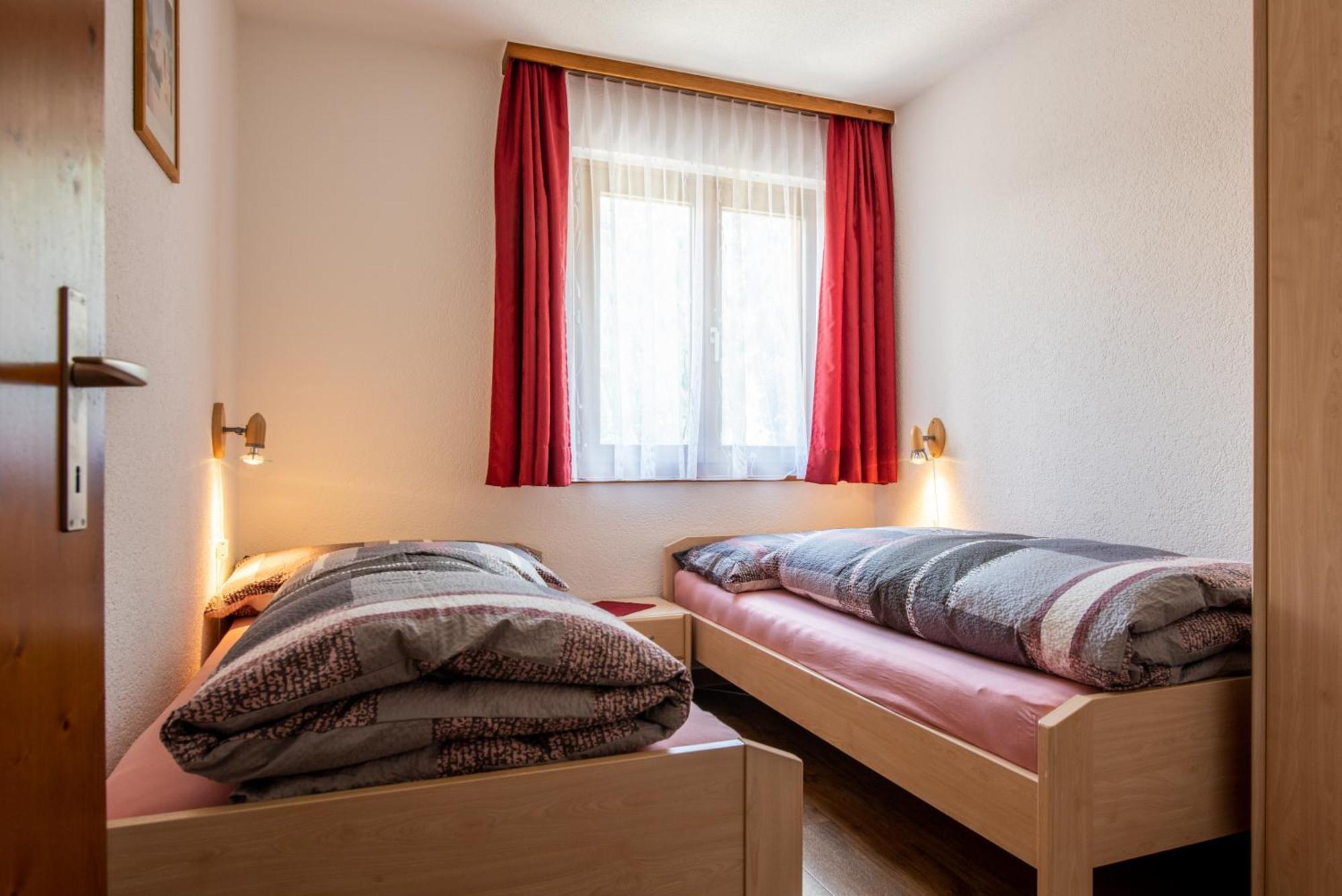 Haus Avalanche Saas-Fee Quarto foto