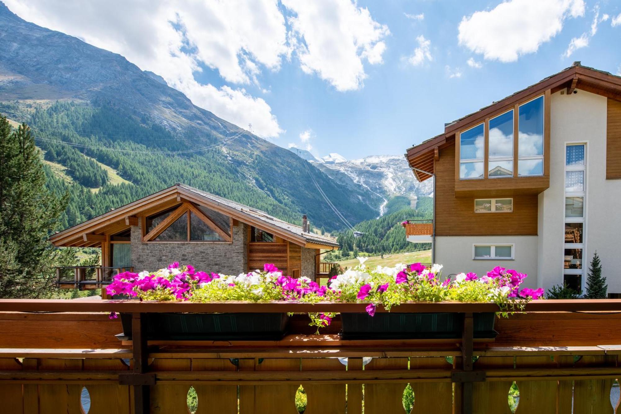Haus Avalanche Saas-Fee Quarto foto